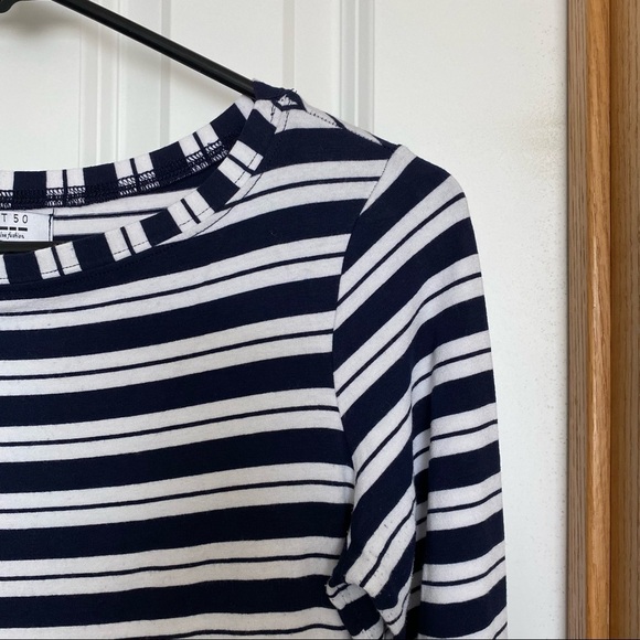 Mott 50 Hvar Dress Striped SPF 50 Sun Protective Long Sleeve Dress Size Medium - Picture 2 of 7